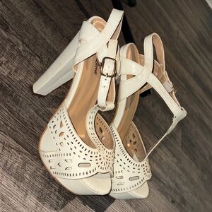 Chic Cream High Heel Sandals